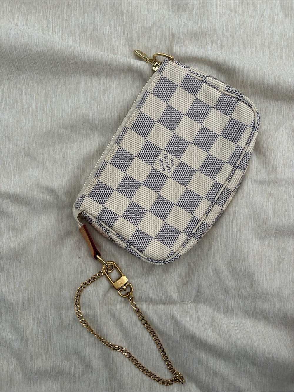 Designer-Inspired Cream and Gray Checkered Wristlet with Chain
